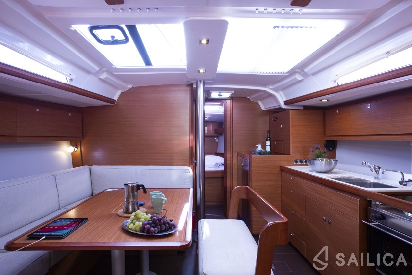 Dufour 430 Grand Large - Yacht Charter Sailica