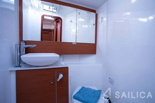 Dufour 430 Grand Large - Yacht Charter Sailica