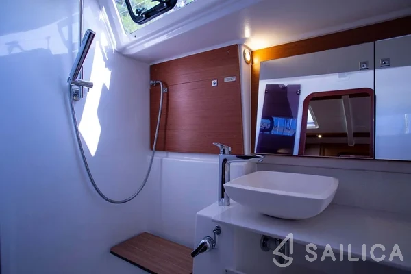 Dufour 430 Grand Large - Yacht Charter Sailica