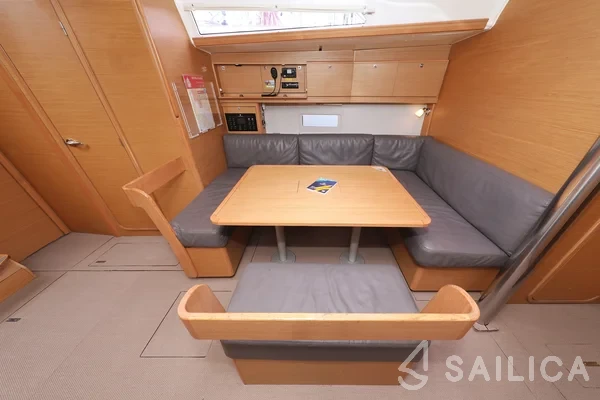 Dufour 430 Grand Large - Yacht Charter Sailica