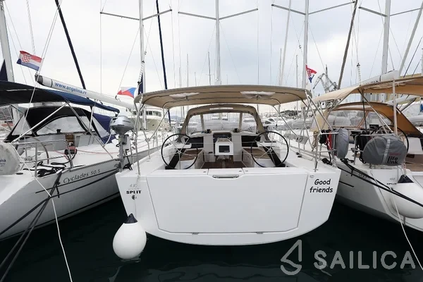 Dufour 430 Grand Large - Yacht Charter Sailica