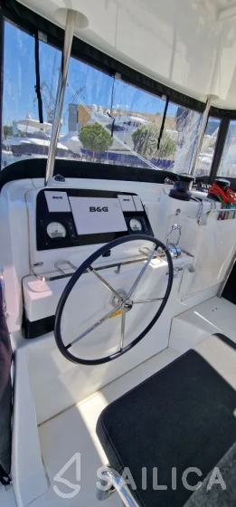 Lagoon 42 - Yacht Charter Sailica