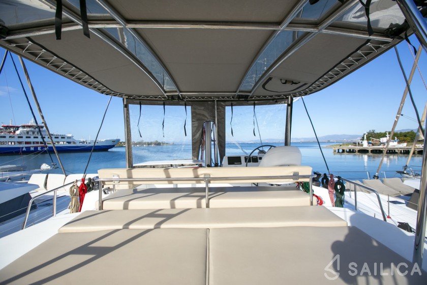 Bali 4.3 - Yacht Charter Sailica