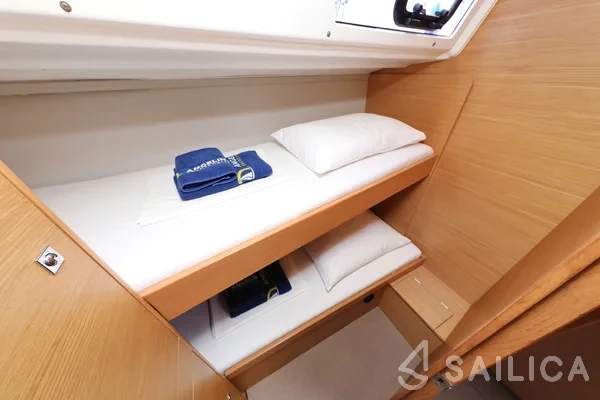 Dufour 430 Grand Large - Yacht Charter Sailica