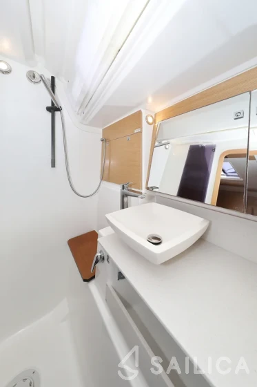 Dufour 430 Grand Large - Yacht Charter Sailica