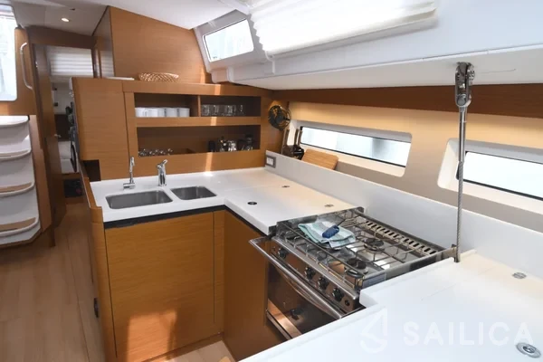 Sun Odyssey 490 - Yacht Charter Sailica
