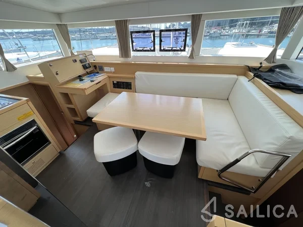 Lagoon 39 - Yacht Charter Sailica