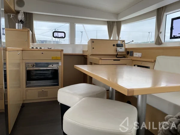 Lagoon 39 - Yacht Charter Sailica