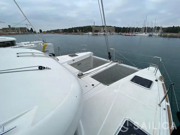 Lagoon 39 - Yacht Charter Sailica
