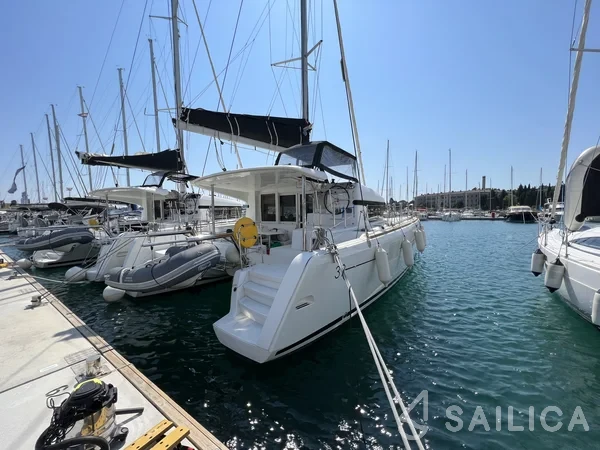 Lagoon 39 - Yacht Charter Sailica