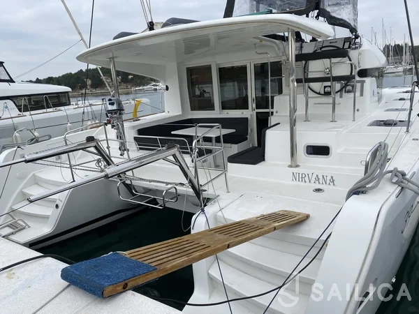 Lagoon 39 - Yacht Charter Sailica