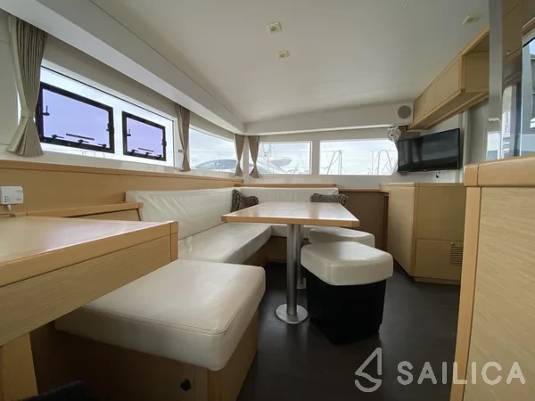 Lagoon 39 - Yacht Charter Sailica