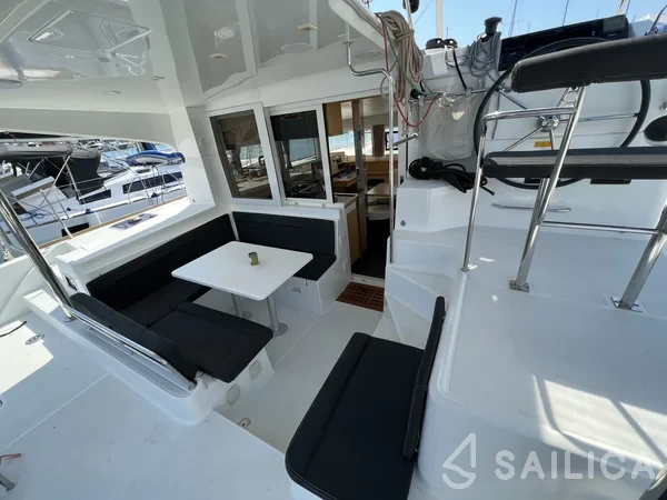 Lagoon 39 - Yacht Charter Sailica