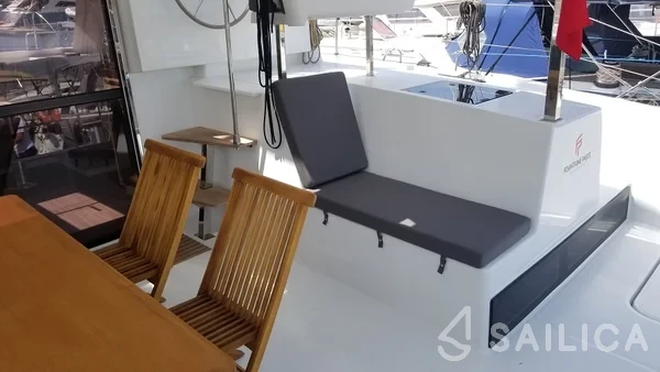 Lucia 40 - Yacht Charter Sailica