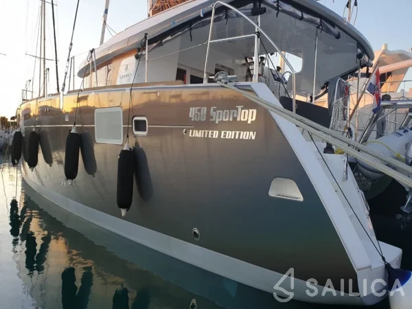Lagoon 450 - Yacht Charter Sailica