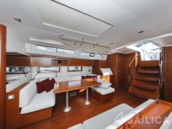 Oceanis 51.1 - Yacht Charter Sailica