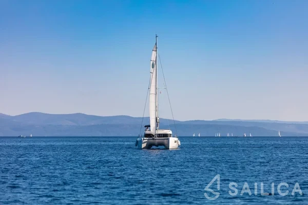 Lagoon 40 - Yacht Charter Sailica