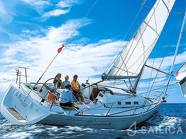First 40.7 - Yacht Charter Sailica