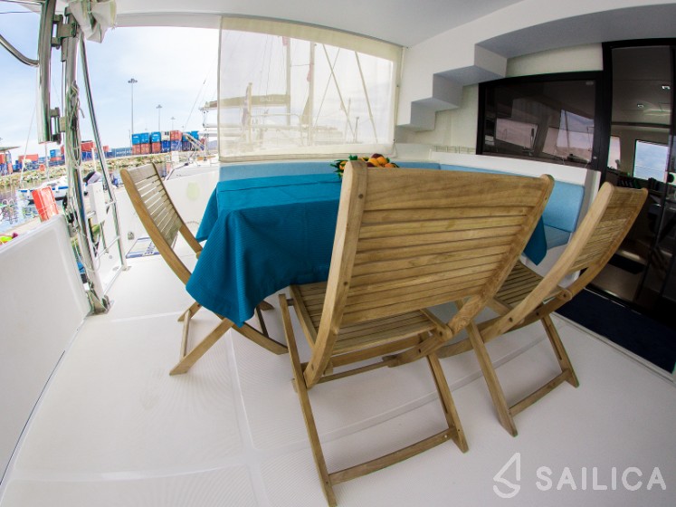 Bali 4.5 - Yacht Charter Sailica