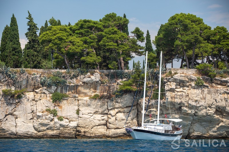 Gulet - Yacht Charter Sailica