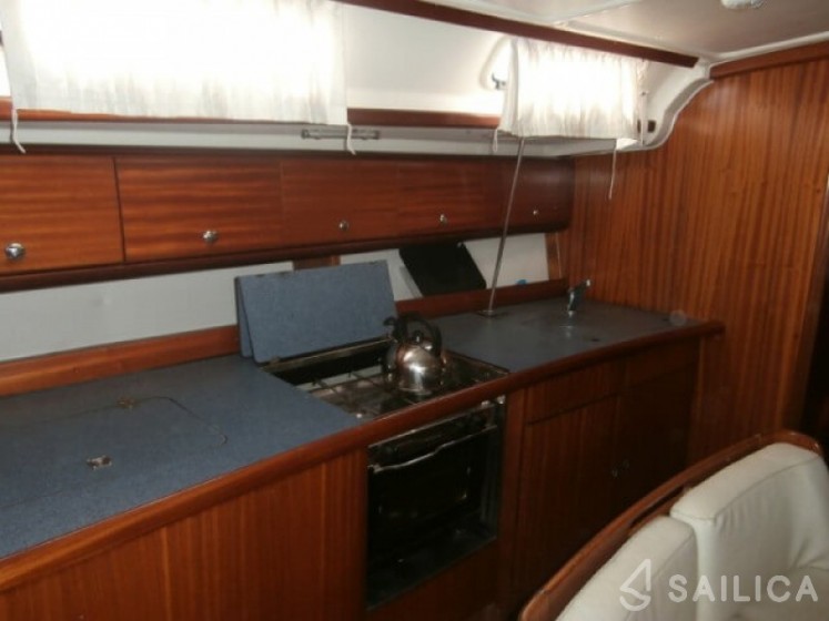 Bavaria 44 - Yacht Charter Sailica