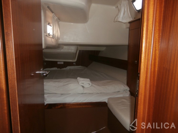 Bavaria 44 - Yacht Charter Sailica