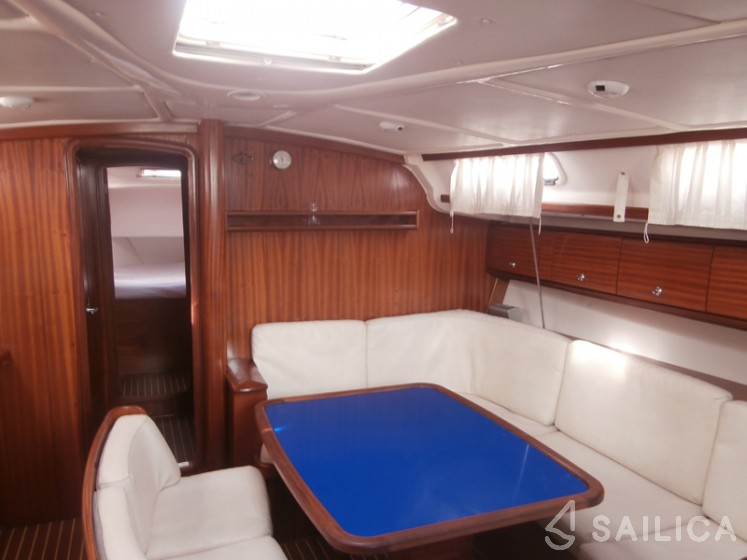 Bavaria 44 - Yacht Charter Sailica