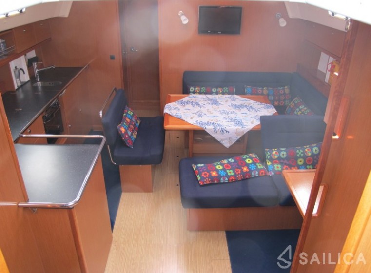 Bavaria Cruiser 45 - Yacht Charter Sailica