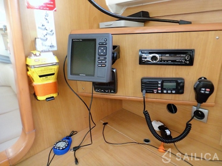 Harmony 52 - Yacht Charter Sailica