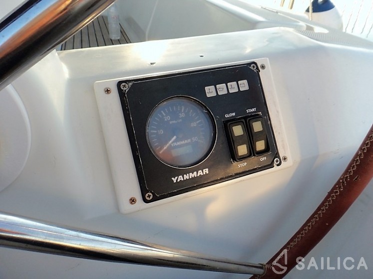 Harmony 52 - Yacht Charter Sailica
