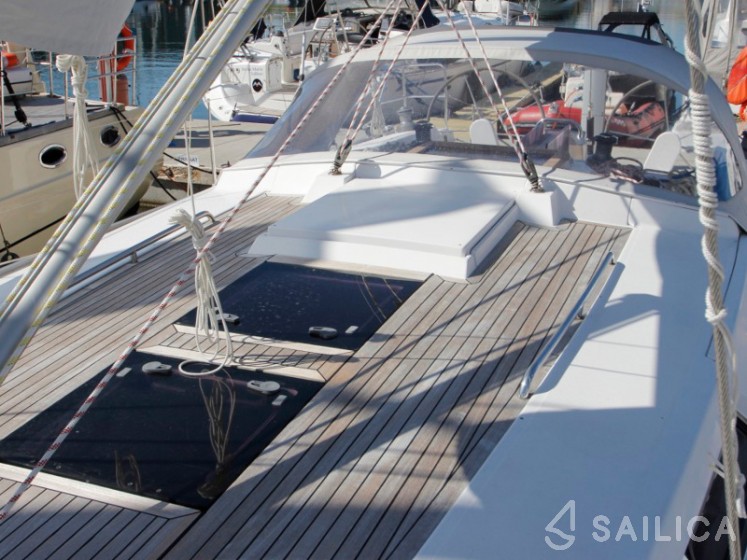 Hanse 445 - Yacht Charter Sailica