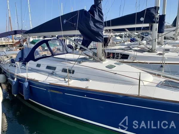 First 40.7 - Yacht Charter Sailica