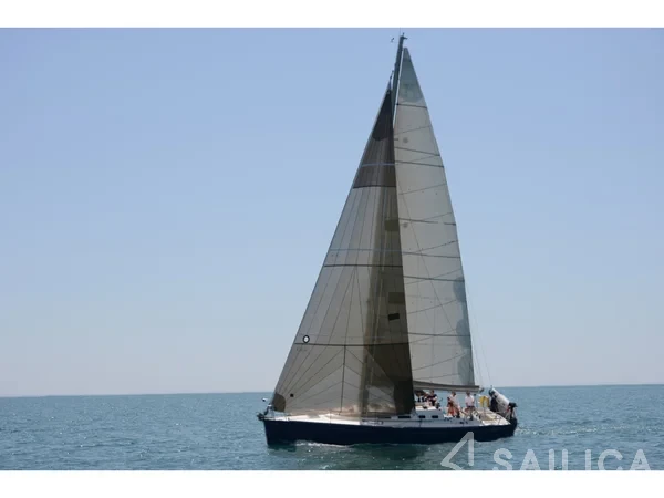 First 40.7 - Yacht Charter Sailica