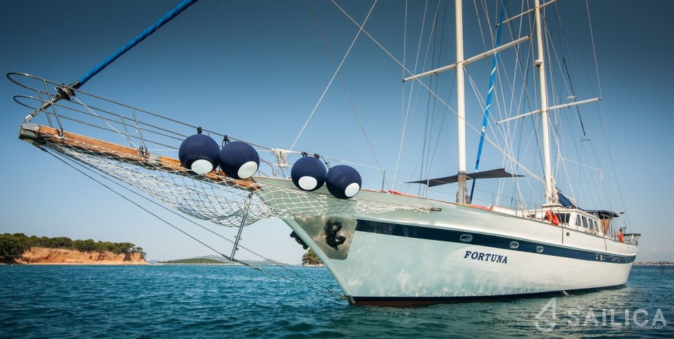 Gulet - Yacht Charter Sailica