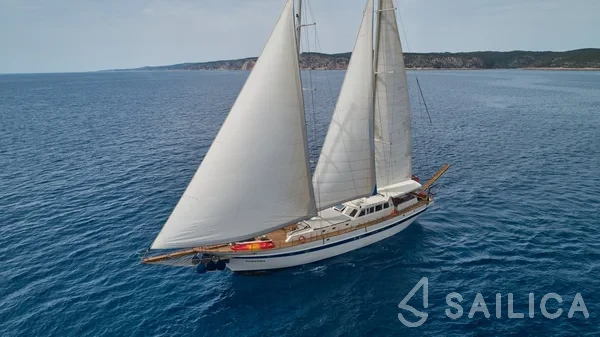 Gulet - Yacht Charter Sailica
