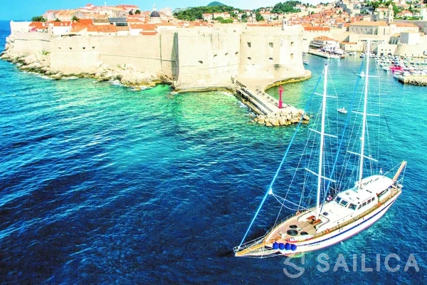 Gulet - Yacht Charter Sailica