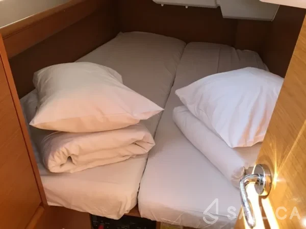 Sun Odyssey 379 - Yacht Charter Sailica