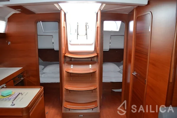 Dufour 412 GL - Yacht Charter Sailica