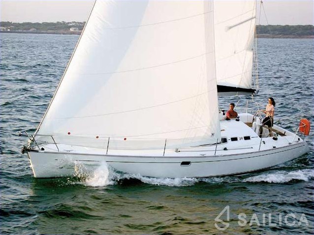 Feeling 39 - Yacht Charter Sailica
