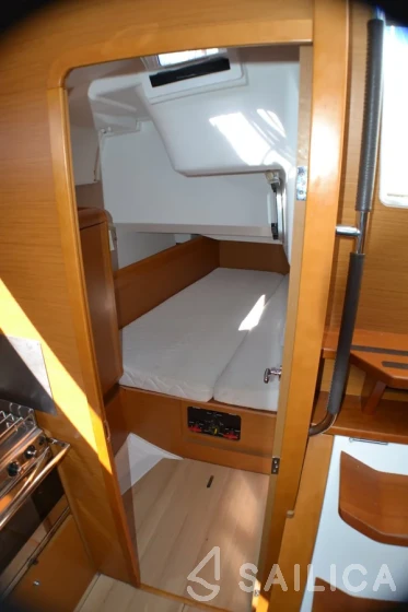 Sun Odyssey 439 - Yacht Charter Sailica