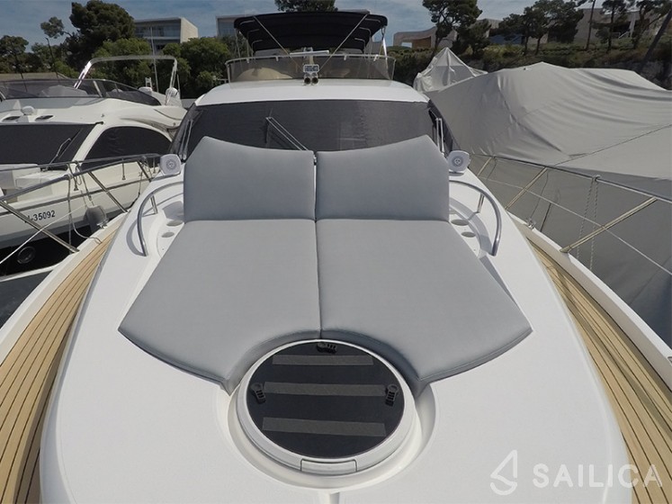Manhattan 60 - Yacht Charter Sailica