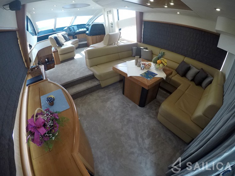 Manhattan 60 - Yacht Charter Sailica