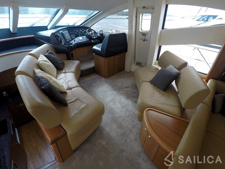 Manhattan 60 - Yacht Charter Sailica