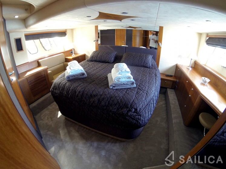 Manhattan 60 - Yacht Charter Sailica