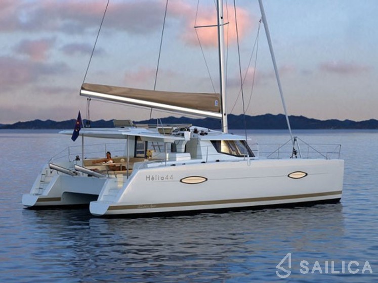 Helia 44 - Yacht Charter Sailica