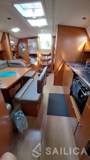 Bavaria 40 Cruiser - Yacht Charter Sailica