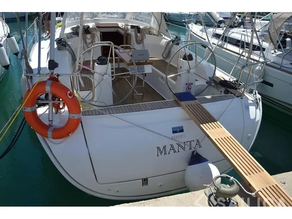 Bavaria 40 Cruiser - Yacht Charter Sailica