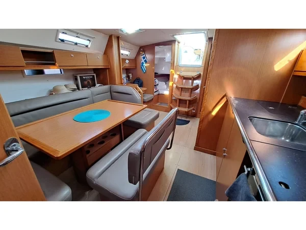 Bavaria 40 Cruiser - Yacht Charter Sailica