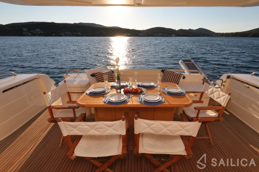 Ferretti 681 - Yacht Charter Sailica