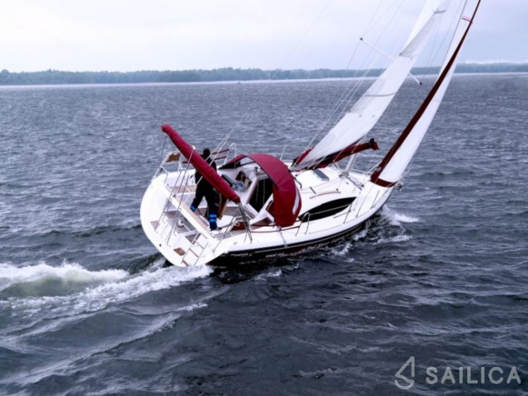 Maxus 33.1 RS Prestige - Yacht Charter Sailica